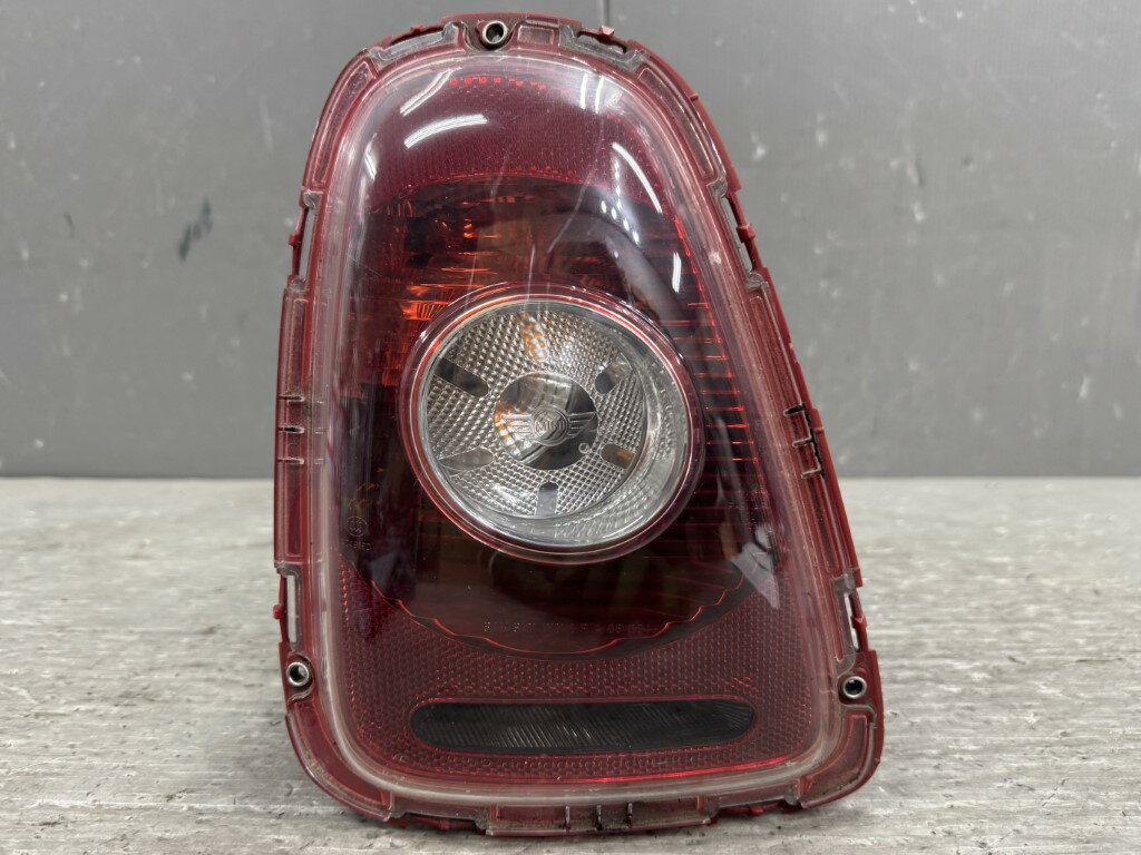 ミニクーパー S 右H(R56 MF16S) 純正 破損無 動作保証 左テールランプ テールライト 2751307 2753625 p061064 中古20260302