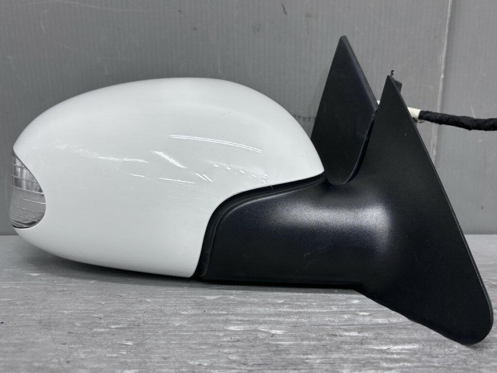 乐天商城 - VW ニュービートル 後期(9C) 純正 破損無 動作保証 右ドアミラー ウィンカー 電格 7P 7ピン サイドミラー ホワイト系 右ミラー p061119 中古20260305