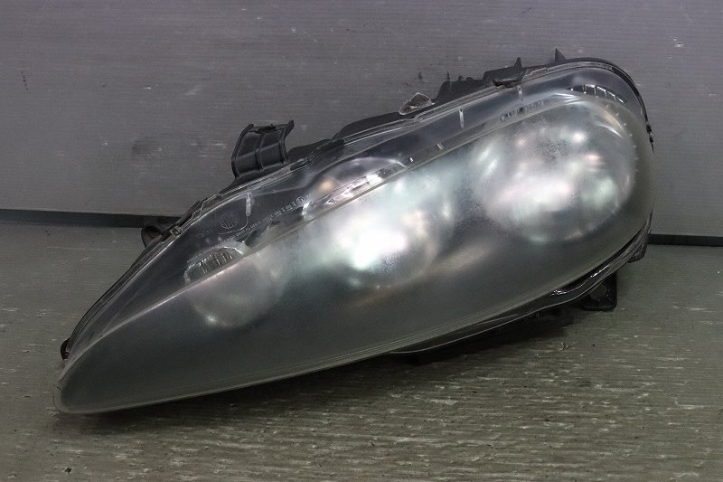 アルファロメオ 147(937AB) 純正 Valeo VaLeo 左 ヘッドランプ ヘッドライト ハロゲン 89101232 A385 p045455 中古20240413