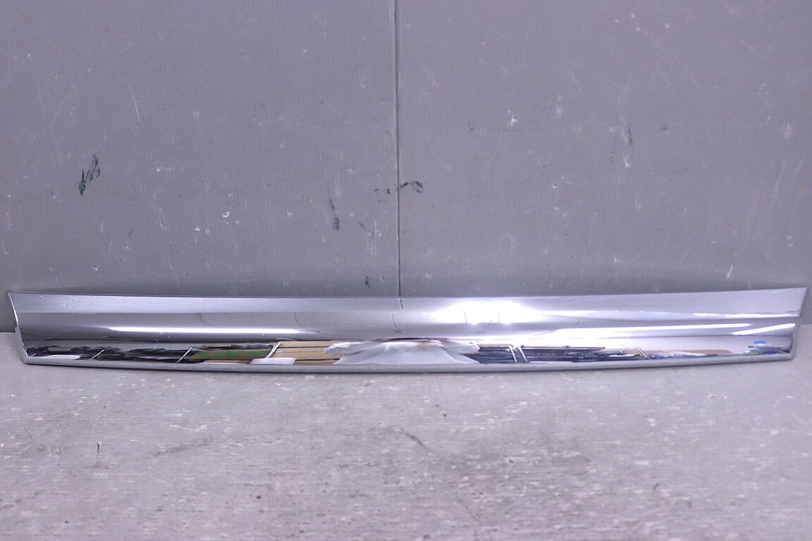 バモス ターボ 中期(HM1) 純正 破損無 フロントグリル上のメッキガーニッシュ 75120-S8RX p061144 中古20260309