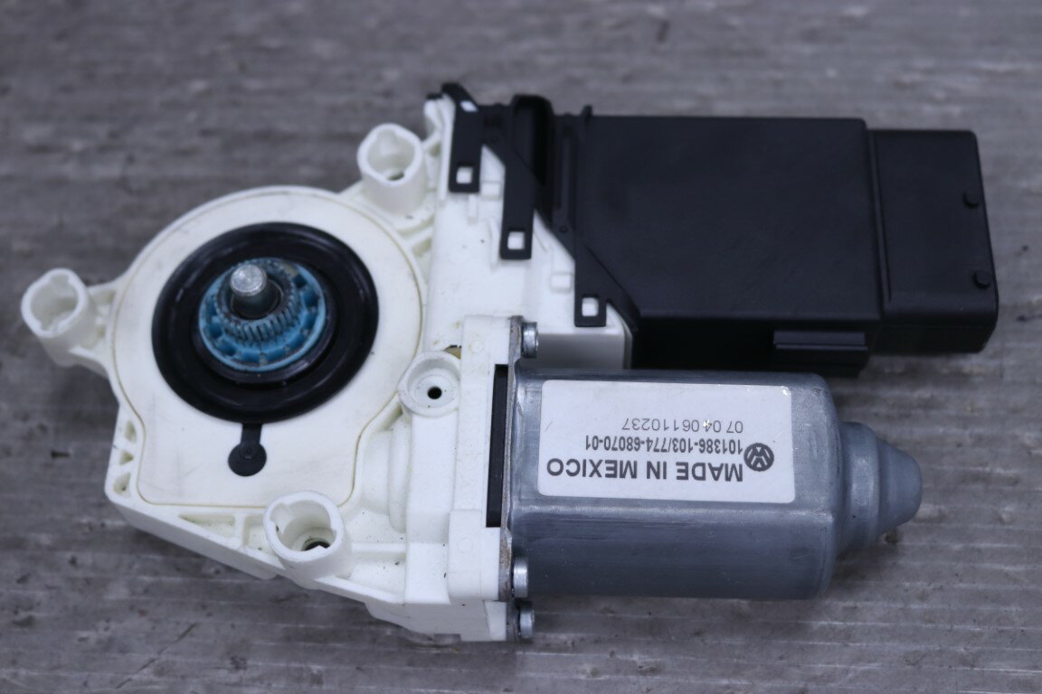 VW ニュービートル 2.0 後期(9C) 純正 破損無 左 レギュレーターモーター 68600km 1C0 959 802 p061313 中古20260314