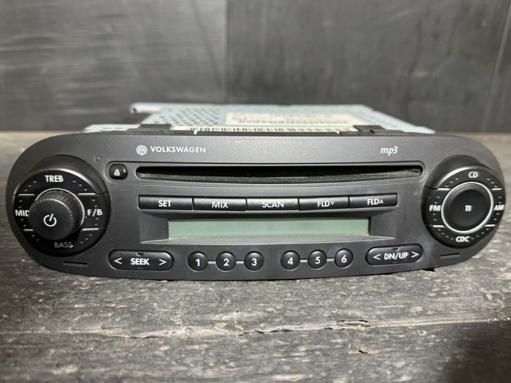 VW ニュービートル 右H 後期(9CBFS 9C) 純正 破損無 動作保証 オーディオデッキ オーディオ 1C0035196CQ p061383 中古20260318