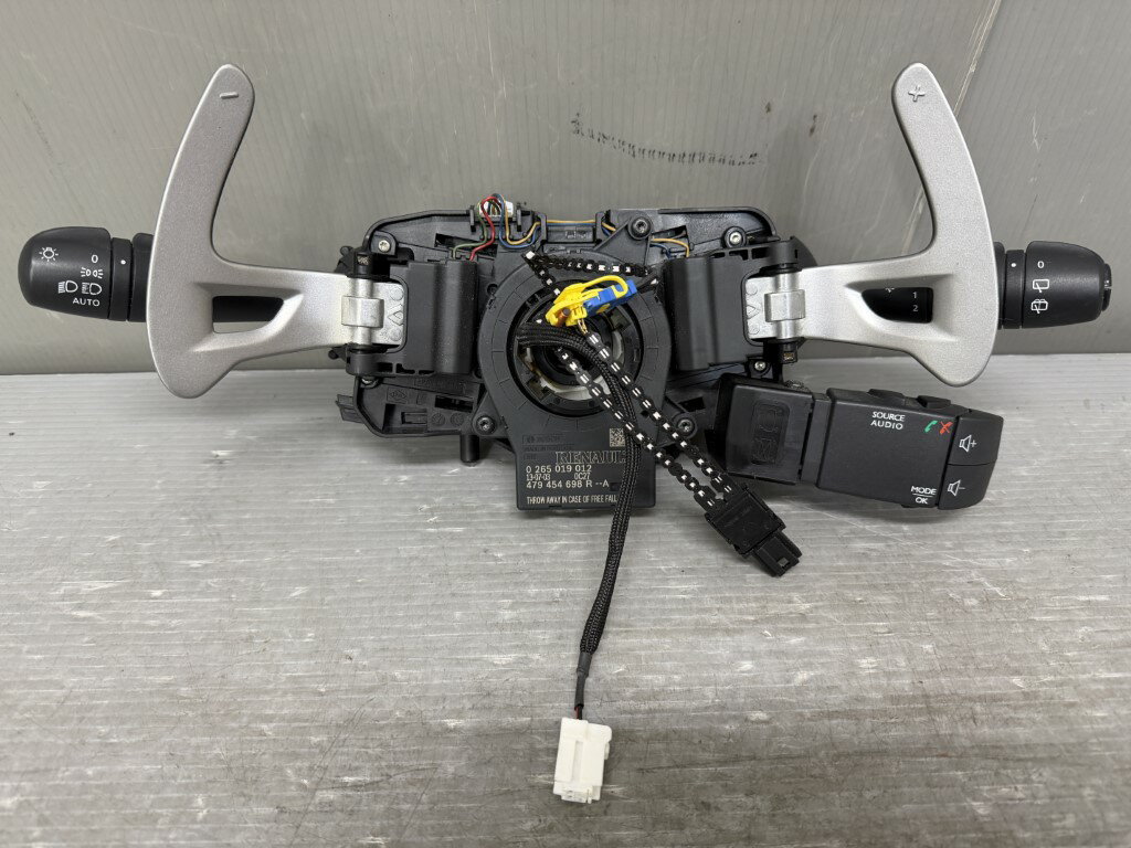 ルノースポール ルーテシア シャシーカップ(RM5M) 純正 破損無 動作保証 パドルシフト コンビネーションスイッチ ディマースイッチ ワイパースイッチ スパイラルケーブル 0 265 019 012 p061434 中古20260318