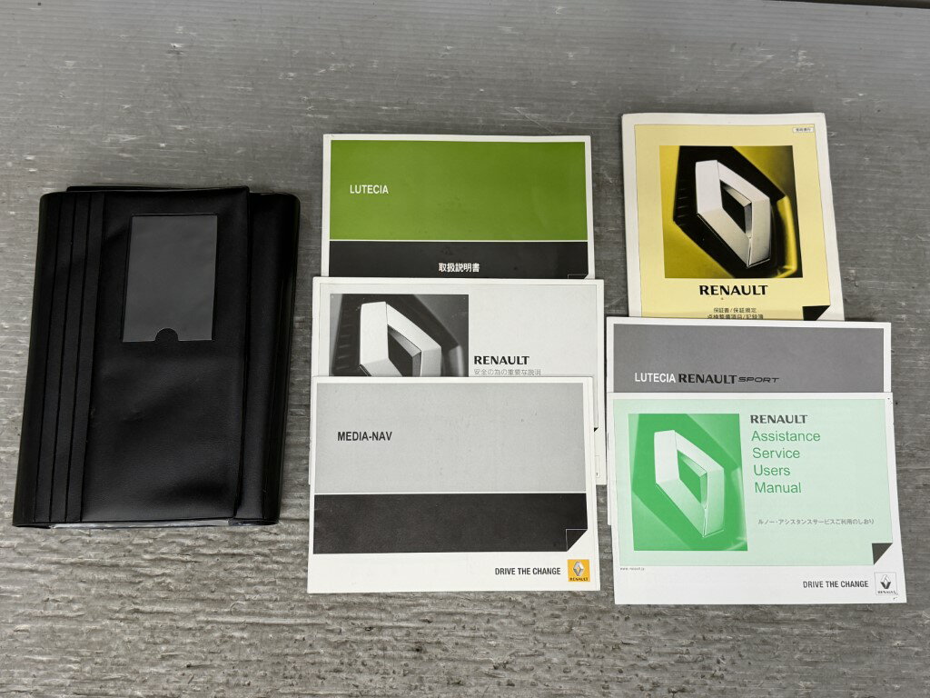 ルノースポール ルーテシア シャシーカップ(RM5M) 純正 破損無 車検証入れ 車検証ケース 取扱説明書 p061437 中古20260318