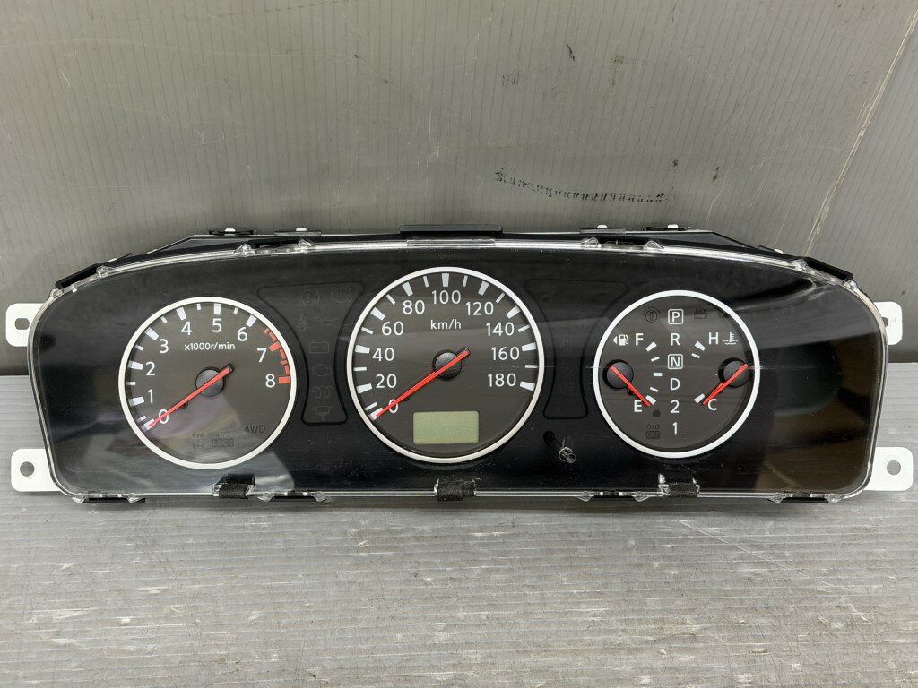 ルノースポール ルーテシア シャシーカップ(RM5M) 純正 破損無 シフトパネル シフトブーツ 赤ステッチ p061438 中古20260318