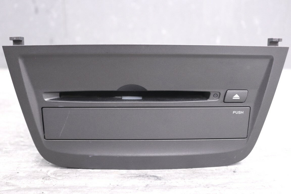 エリシオン G エアロ 中期(RR2) 純正 Pioneer パイオニア HDDナビ ナビユニット カーナビ 39540-SJK-J013-M1 p061470 中古20260324