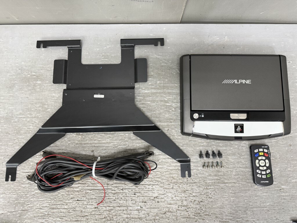 セレナ ハイウェイスター S ハイブリッド(HFC26 C26) 社外 Alpine アルパイン フリップダウンモニター リアモニター 10.2インチ PCX-R3300B p061557 中古20260326