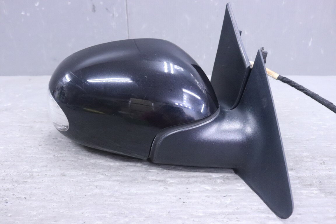 乐天商城 - VW ニュービートル 右H 後期(9CAZJ 9C) 純正 破損無 動作保証 右ドアミラー 電格 9P＋2P 9ピン＋2ピン ウィンカー付 ブラック系 黒系 サイドミラー 右ミラー p061561 中古20260326