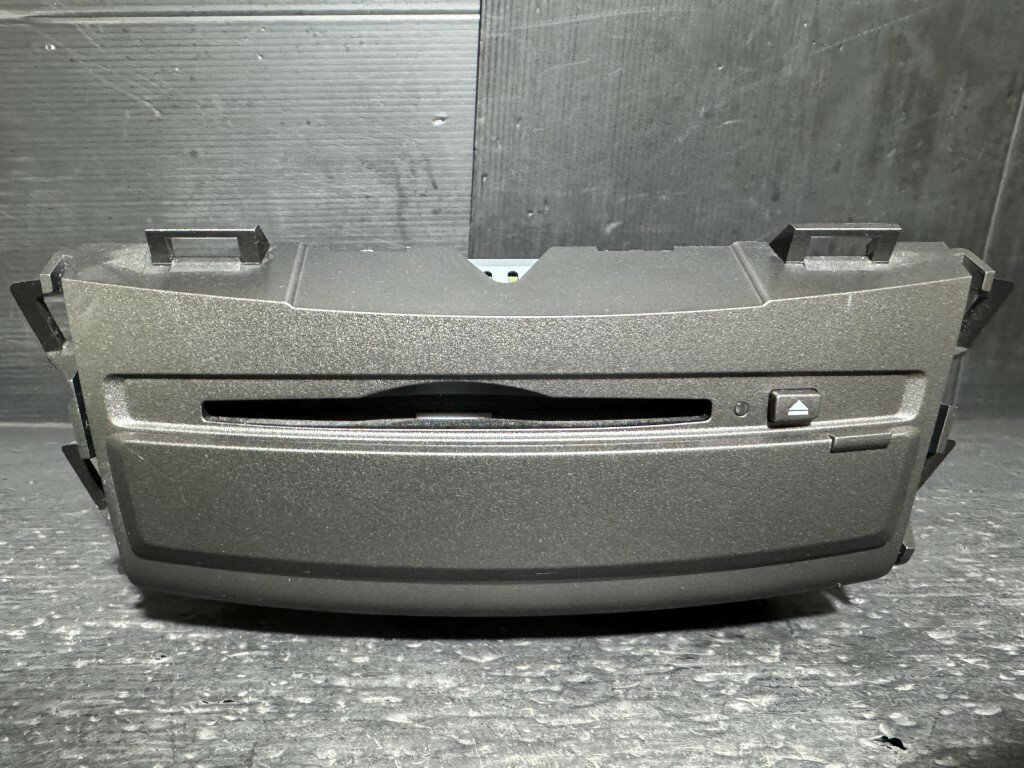 汽车导航 - オデッセイ アブソルート 前期(RB1) 純正 破損無 動作保証 ナビユニット カーナビ インターナビ 年式不明 39540-SFE-N714-M1 p061633 中古20260330