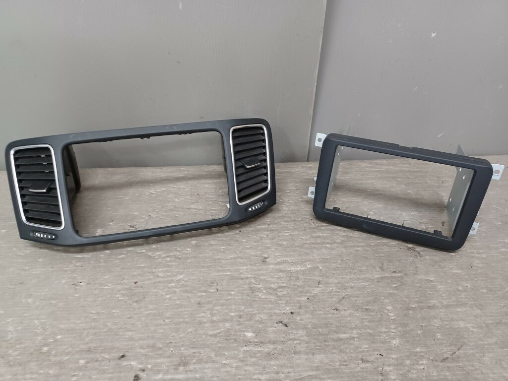 乐天商城 - VW シャラン TSI コンフォートラインブルーモーションテクノロジー(7NCAV 7N) 純正 破損無 動作保証 オーディオパネル エアコン吹出口 ナビパネル p054238 中古20250416