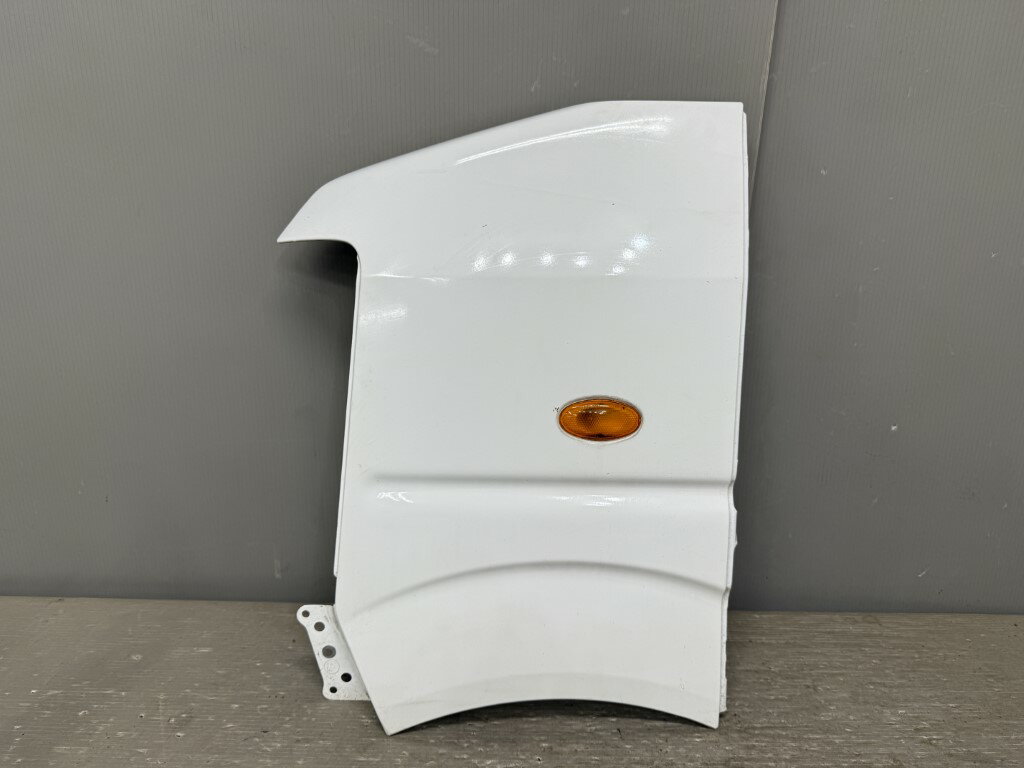 マツダ スクラム PA ハイルーフ(DG64V) 純正 左フロントフェンダー 左フェンダー 26U UG 左前 1A08-52-210 p054591 中古20250427