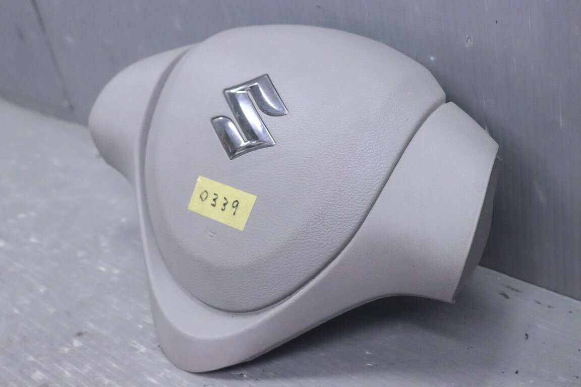 スペーシア X(MK32S ZBXE-H) 純正 破損無 ホーンパッド ホーンパット 48150-72M00 ...