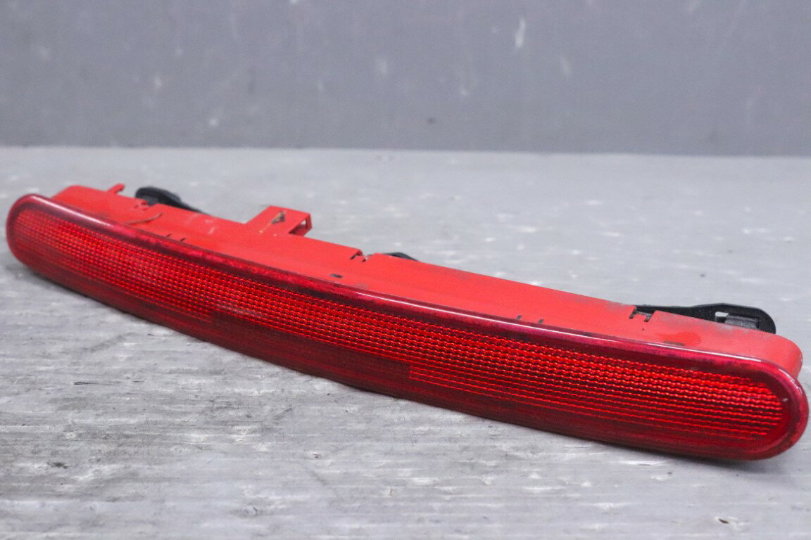 VW ニュービートル 前期(9CAZJ) 純正 ハイマウントストップランプ ブレーキライト 1C0945097B p061806 中古20260403