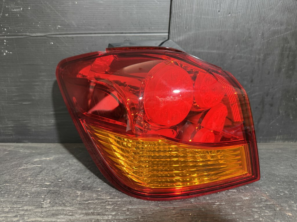 三菱 RVR G 4WD 中期(GA4W GA4WXTHXZ) 純正 スタンレー 破損無 動作保証 左 テールランプ テールライト P9372 p061762 中古20260403