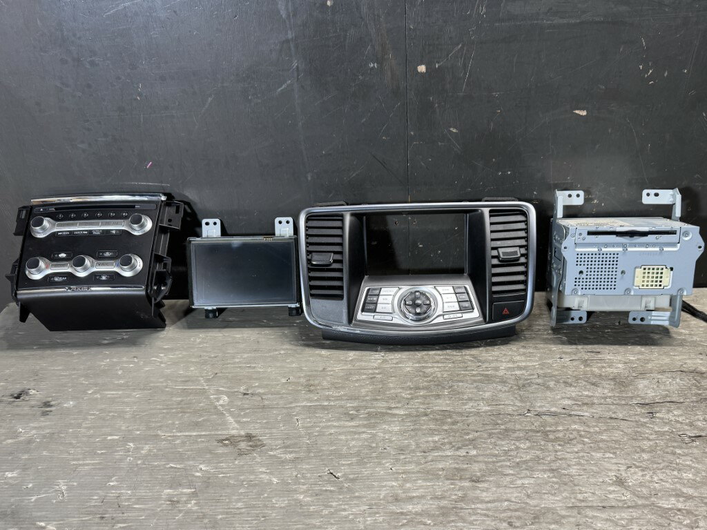 ティアナ オーテック アクシス 後期(J32) 純正 破損無 動作保証 オーディオパネル エアコン吹出口 ナビユニット ナビモニター NAU-P810FJP p061817 中古20260404