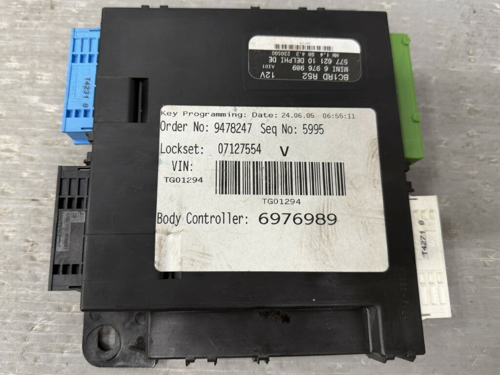 Rakuten - ミニ クーパー BMW Mini コンバーチブル 左H(R52 RH16) 純正 破損無 動作保証 BCM ボディコントロールモジュール 6976989 p061943 中古20260411