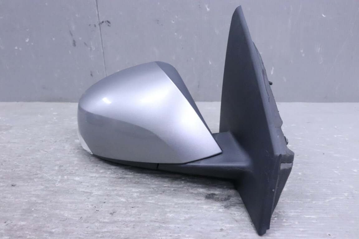 ルノー メガーヌ エステート GTライン(KZM4R) 純正 破損無 動作保証 右ドアミラー 電格 8P 8ピン ウィンカー ヒーター付 シルバー系 銀系 サイドミラー 右 ミラー p061964 中古20260411