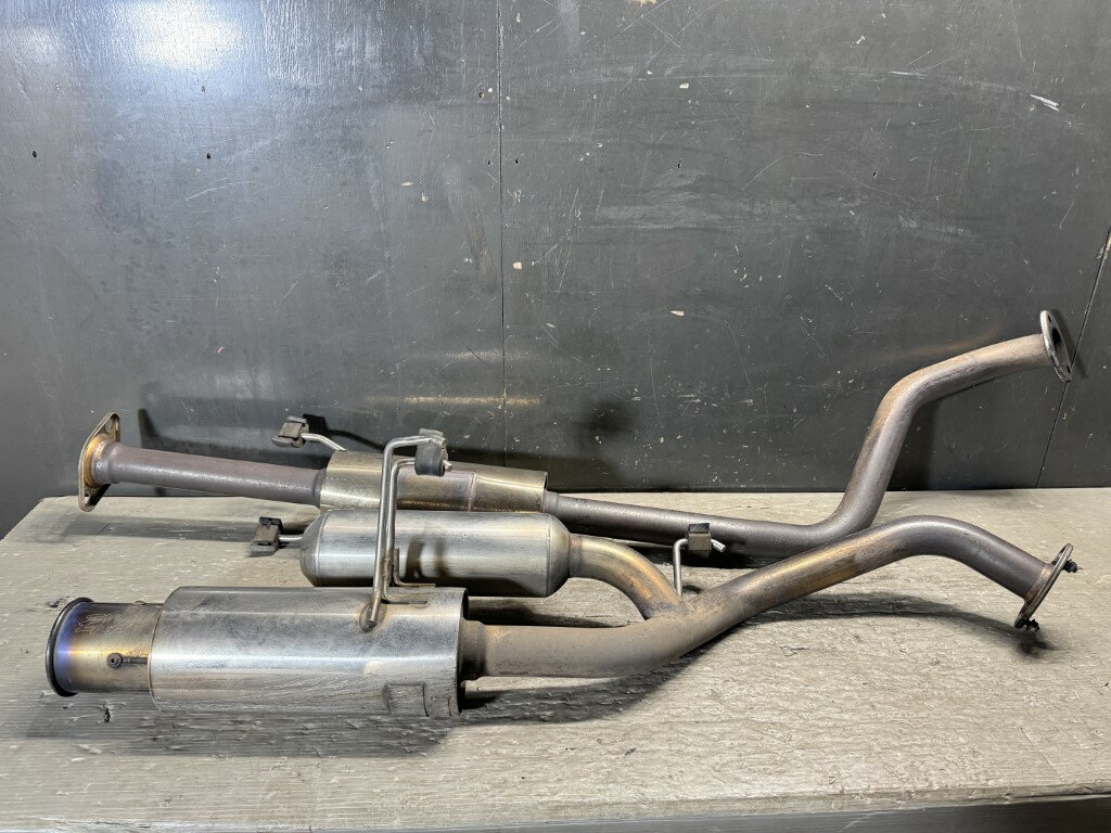 日産 ノート(E12) 社外 エグザス GPスポーツ EXAS エボチューン ノート 中間パイプ リアマフラーセット 252203 p061966 中古20260411