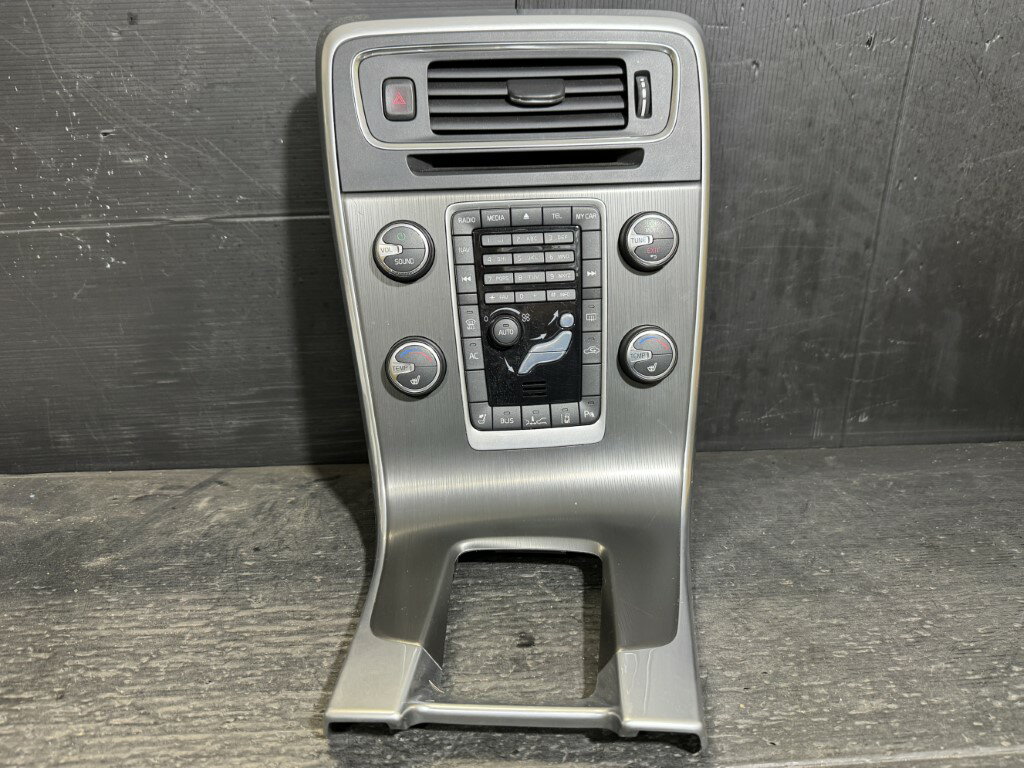 ボルボ V40 (B4164T) 純正 破損無 動作保証 センターパネル ACスイッチ エアコン吹出口 シフトパネル p062020 中古20260414