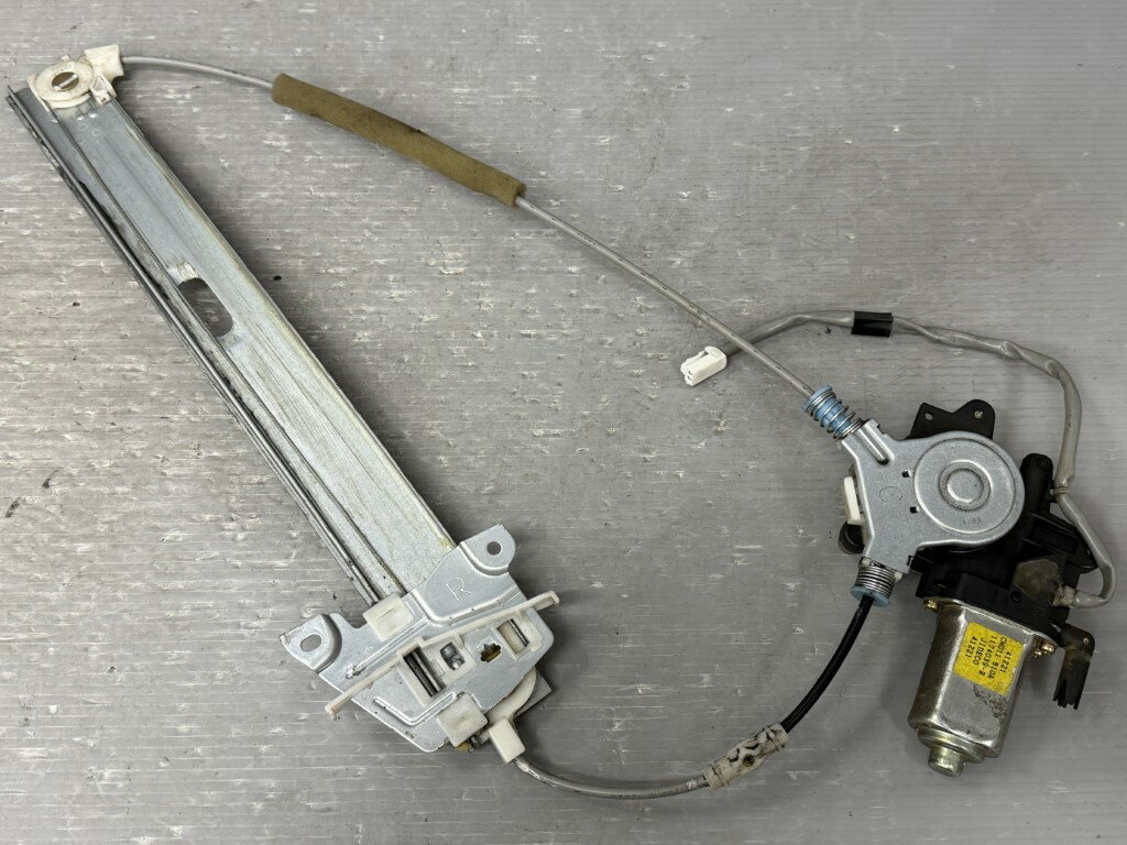 マツダ MPV スポーツ(LW3W) 純正 右後 パワーウィンドウレギュレーター モーター付 右 リア 破損無 動作保証 p062077 中古20260416