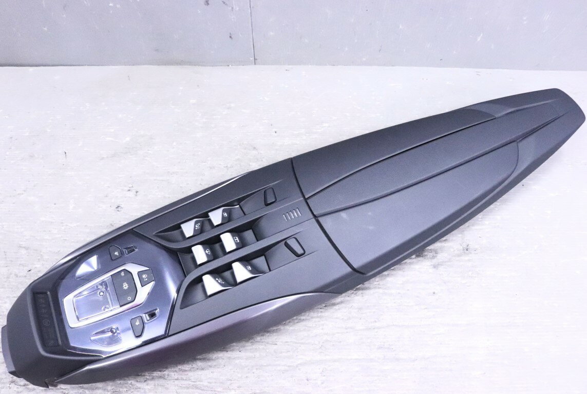 シトロエン DS5 シック 右H(B85F02 B8) 純正 ルーフコンソール マップランプ ルームランプ 破損無 動作保証 p062064 中古20260416