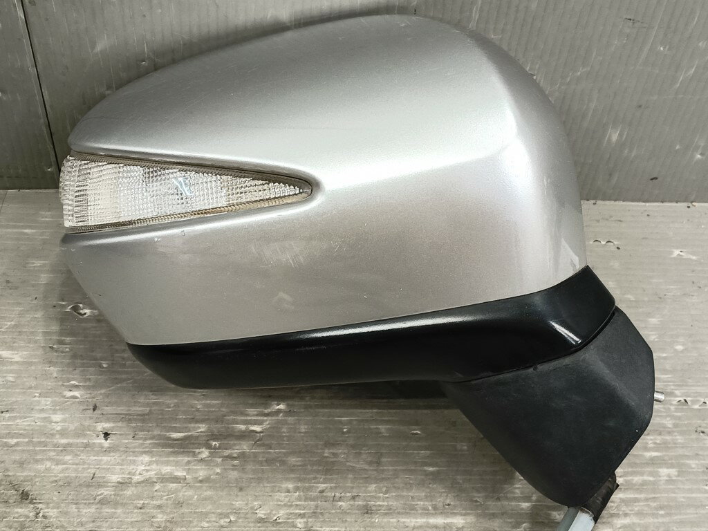 Rakuten - オデッセイ M 前期(RB3) 純正 破損無 動作保証 右ドアミラー 電格 7P 7ピン+2P 2ピン ウィンカー付 NH704M サイドミラー 右 ミラー p062119 中古20260417