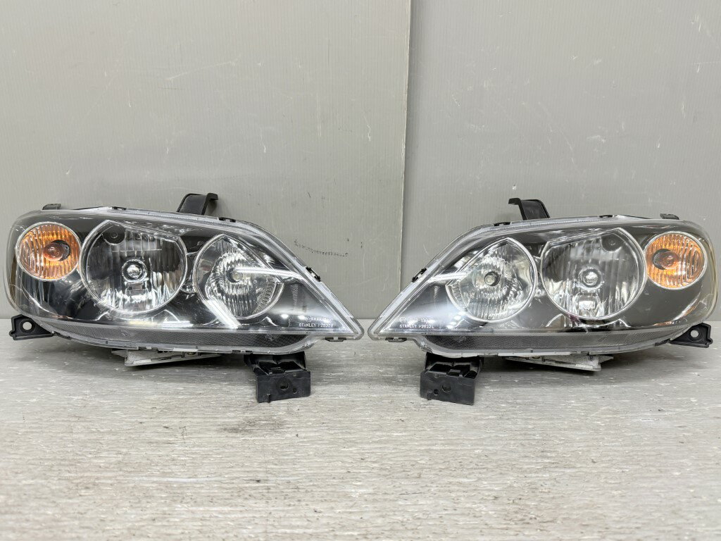 マツダ デミオ COZY 前期(DY5W) 純正 スタンレー 破損無 動作保証 ヘッドライト HID バラスト キセノン 左右セット インナーブラックス ヘッドランプ 右 左 P2632 p062231 中古20260422
