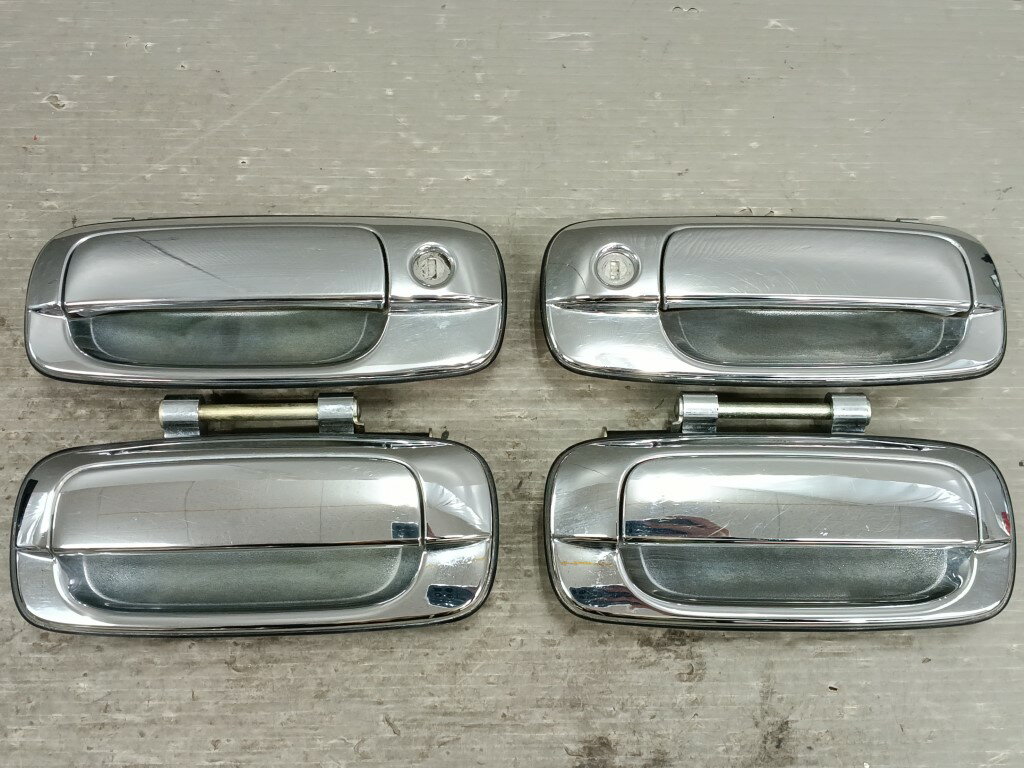 17 クラウン ロイヤルサルーン プレミアム 後期(JZS171 JZS171-AEPQH(R)) 純正 破損無 アウターハンドル 1台分セット p062217 中古20260422