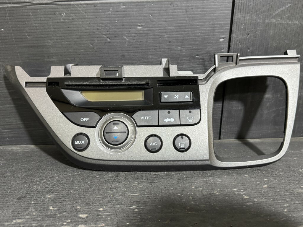 ストリーム RSZ 前期(RN6) 純正 スタンレー 破損無 動作保証 エアコンスイッチ シフトパネル D07JD p062326 中古20260428