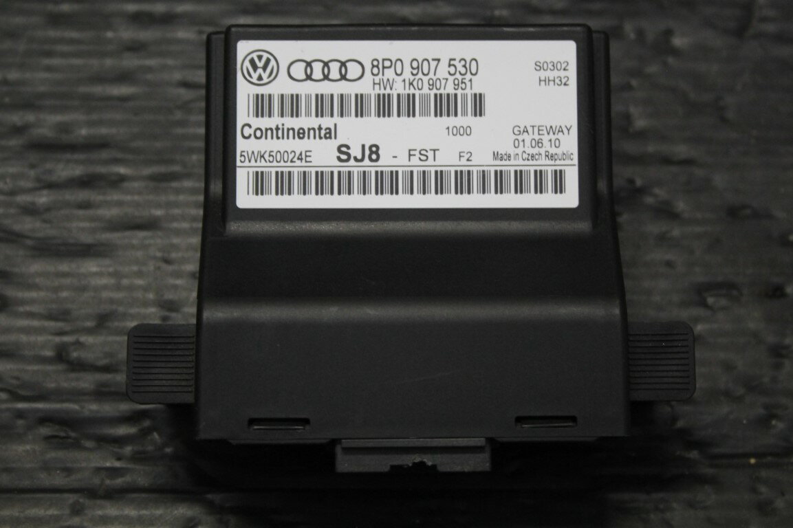 アウディ A3 Audi 5ドア 後期(8P 8PCAX) 純正 破損無 動作保証 ゲートウェイコンピューター ゲートウェイコントロールユニット Gateway 8P0 907 530 1K0 907 951 p055009 中古20250513