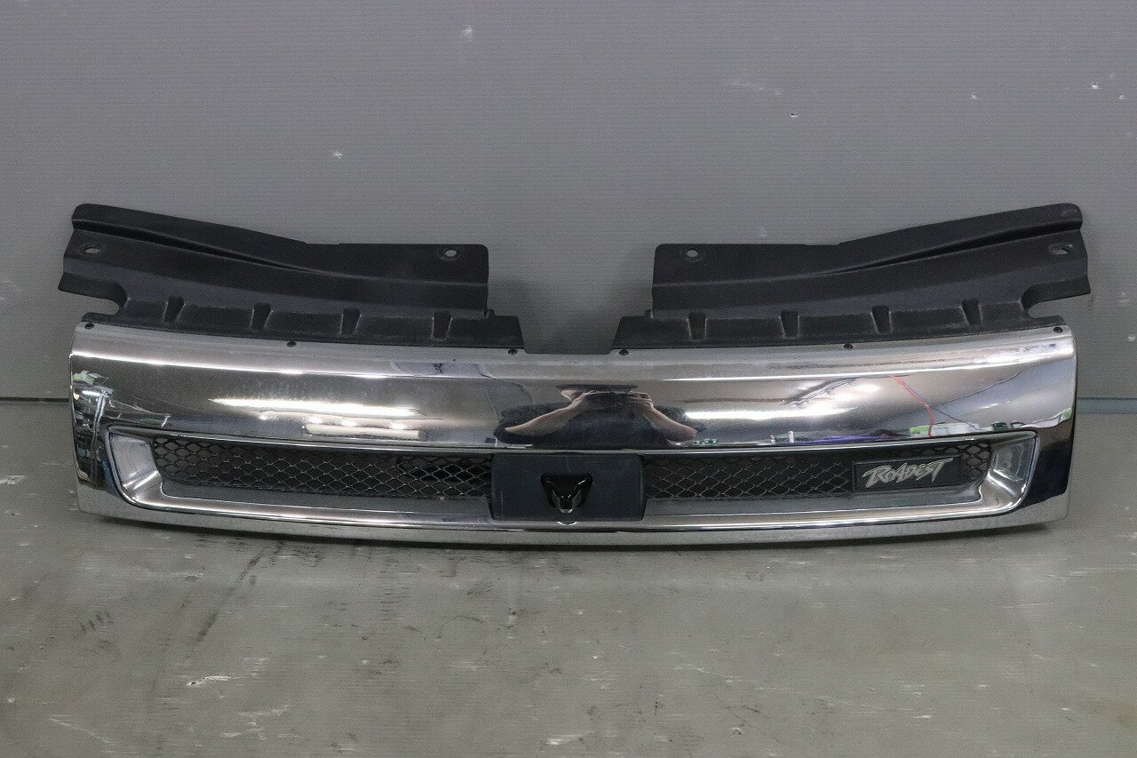 三菱 デリカ D5 G ローデスト 前期(CV5W) 純正 MITSUBISHI ミツビシ 破損無 動作保証 フロントグリル ..