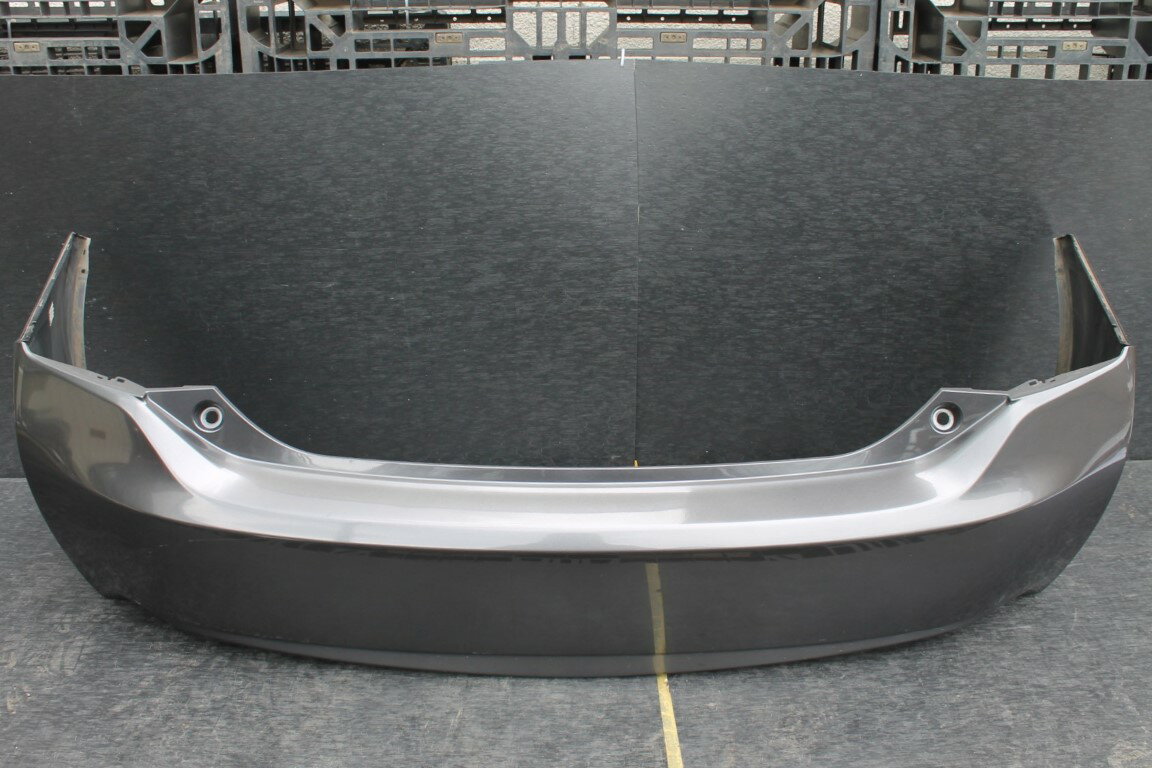 プリウス S LEDエディション 前期(ZVW30) 純正 リアバンパー 1G3 C1259-47050 p055206 中古20250521(2.0)