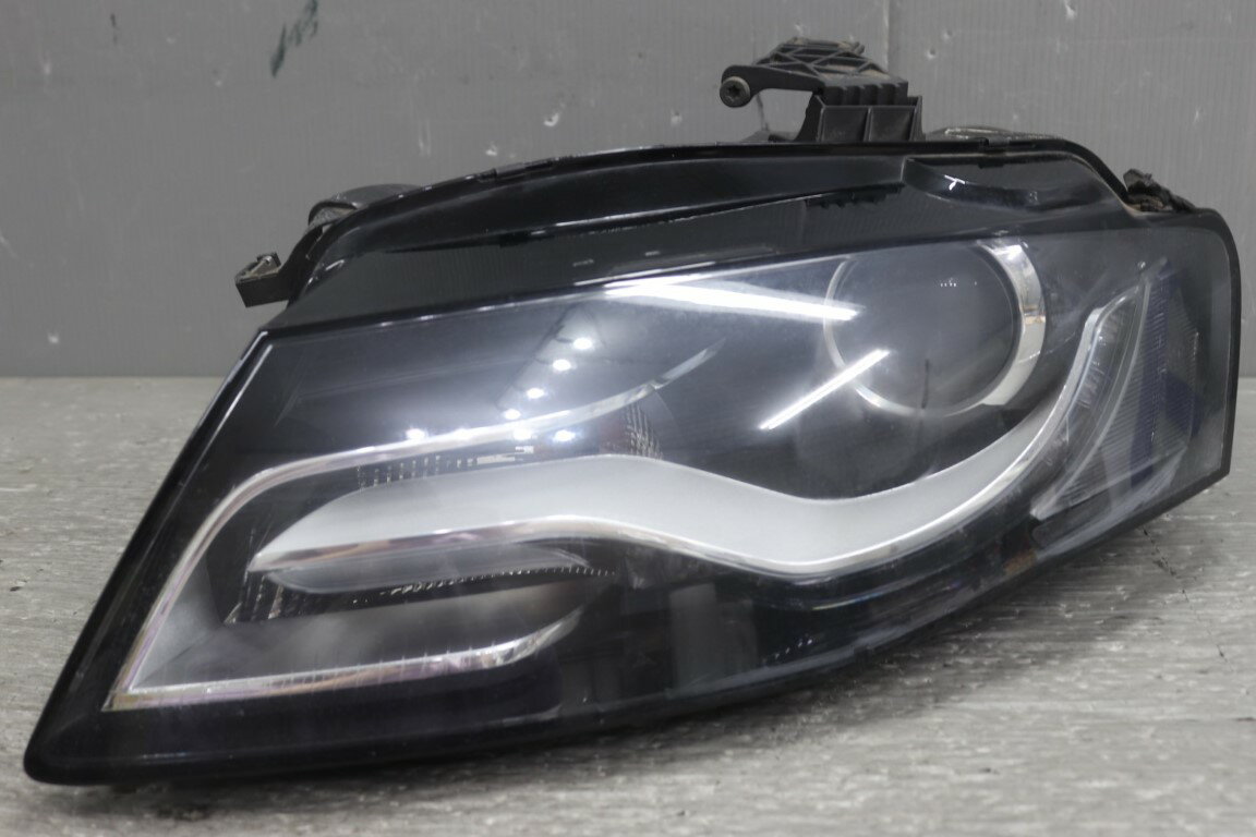 アウディ A4 アバント 2.0T(8K 8KCDN) 純正 AL 破損無 動作保証 左 HID ヘッドライト バラスト レベ付 キセノン ヘッドランプ 8K0 941 003 Q p055314 中古20250524