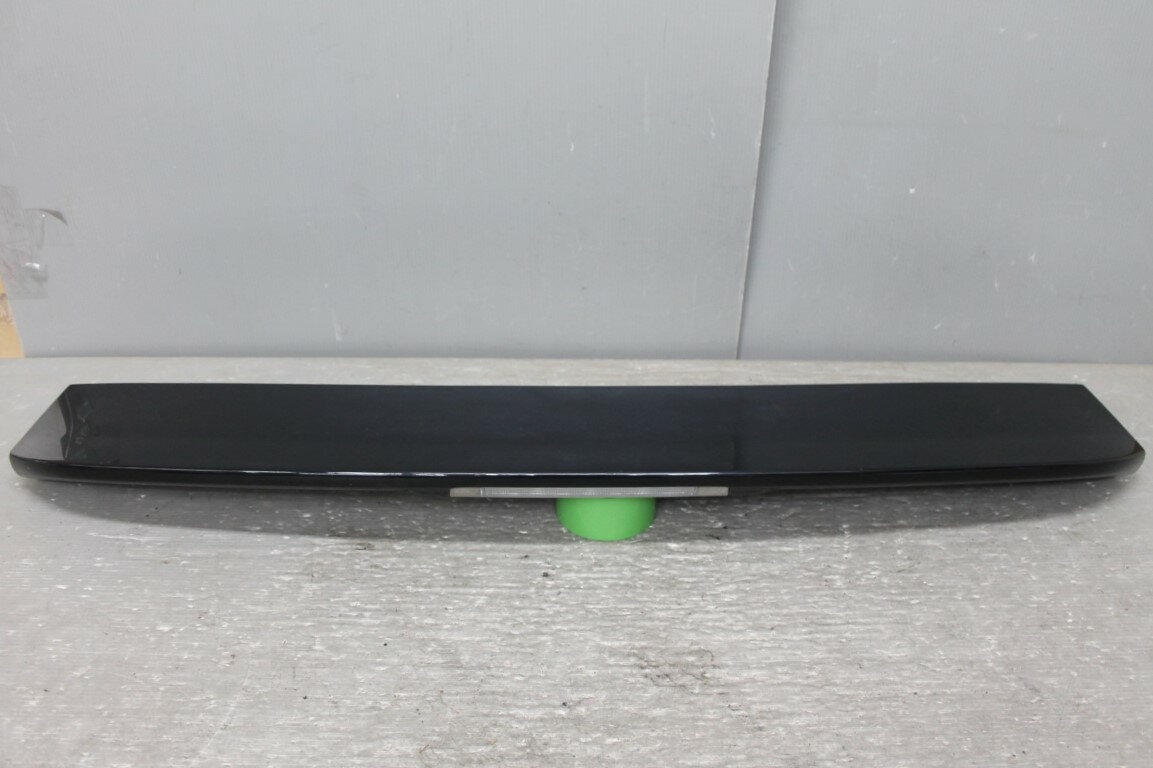 トヨタ プリウス 30後期用 純正リアウィングハイマウント付き ブラック 中古品 トヨタ 30 プリウス 後期 純正リアウィング ハイマウントランプ