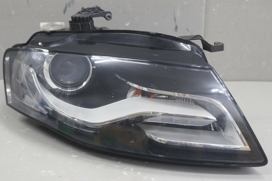 アウディ A4 アバント 1.8 TFSI Audi (8KCDH 8K B8) 純正 AL 破損無 動作保証 右 HID ヘッドライト バラスト レべ付 キセノン ヘッドランプ 8K0 941 004 D p055736 中古20250613
