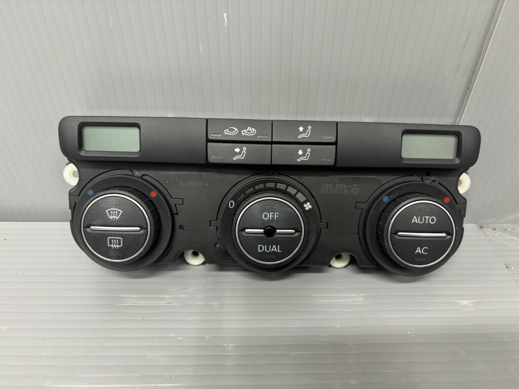 VW ゴルフ ヴァリアント TSI コンフォートライン(1KCAV 1K) 純正 破損無 動作保証 エアコンスイッチパネル A/Cスイッチ 1K0 907 044 CT p055838 中古20250614