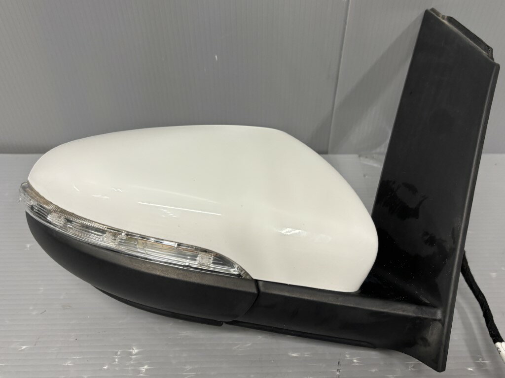 Rakuten - VW ゴルフ トゥーラン TSI トレンドL (1TCAV 1T) 右 ドアミラー 電格 9P ウィンカー ホワイト系 サイドミラー 1T2 857 502 AL 9B9 p055860 中古20250617