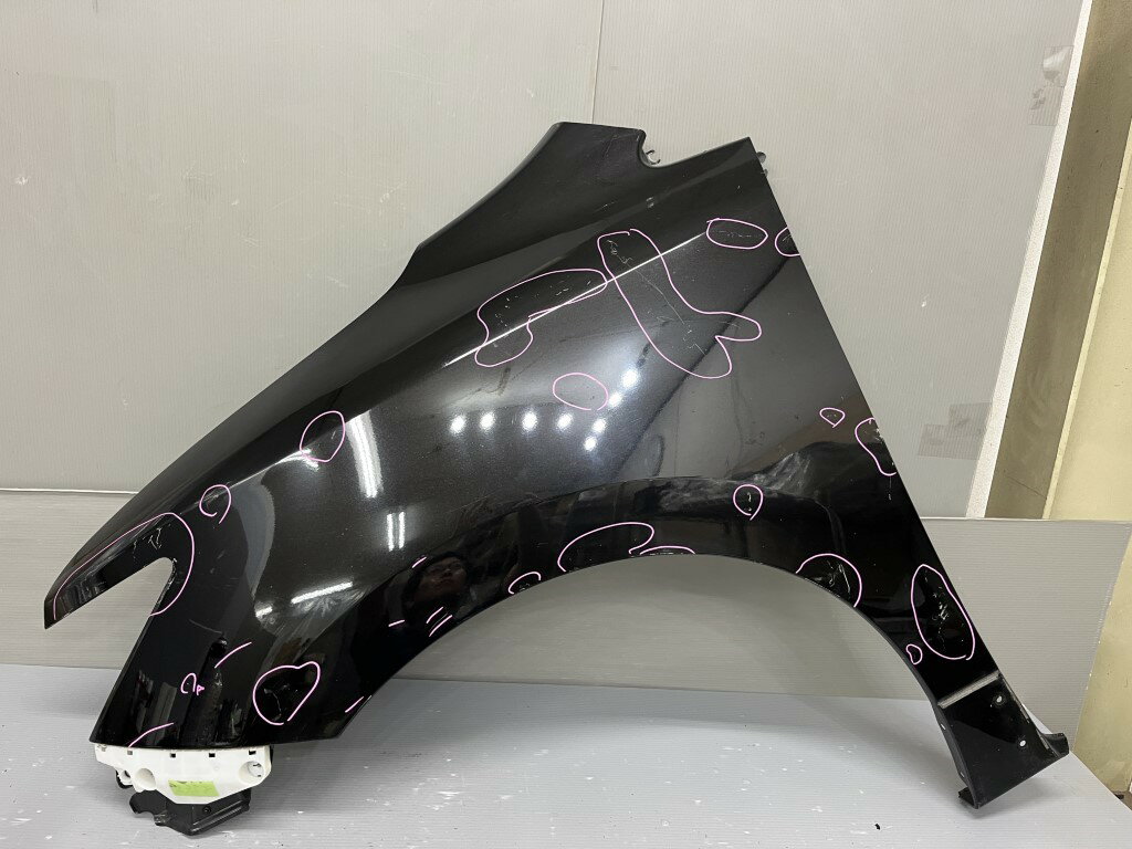 乐天商城 - 日産 エルグランド 350 ハイウェイスター プレミアム 前期(PNE52 E52) 純正 凹無 左フロントフェンダー 左フェンダー ブラケット付 GAE 左前 63101-1JB0B p055931 中古20250617