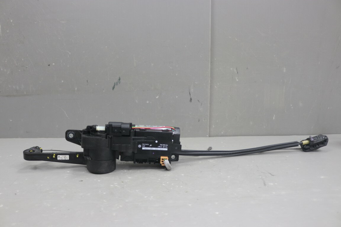VW シャラン 右H(7NCAV) 純正 破損無 動作保証 左後 パワースライドドアモーター 左リア 7N0 959 244 p055999 中古20250620