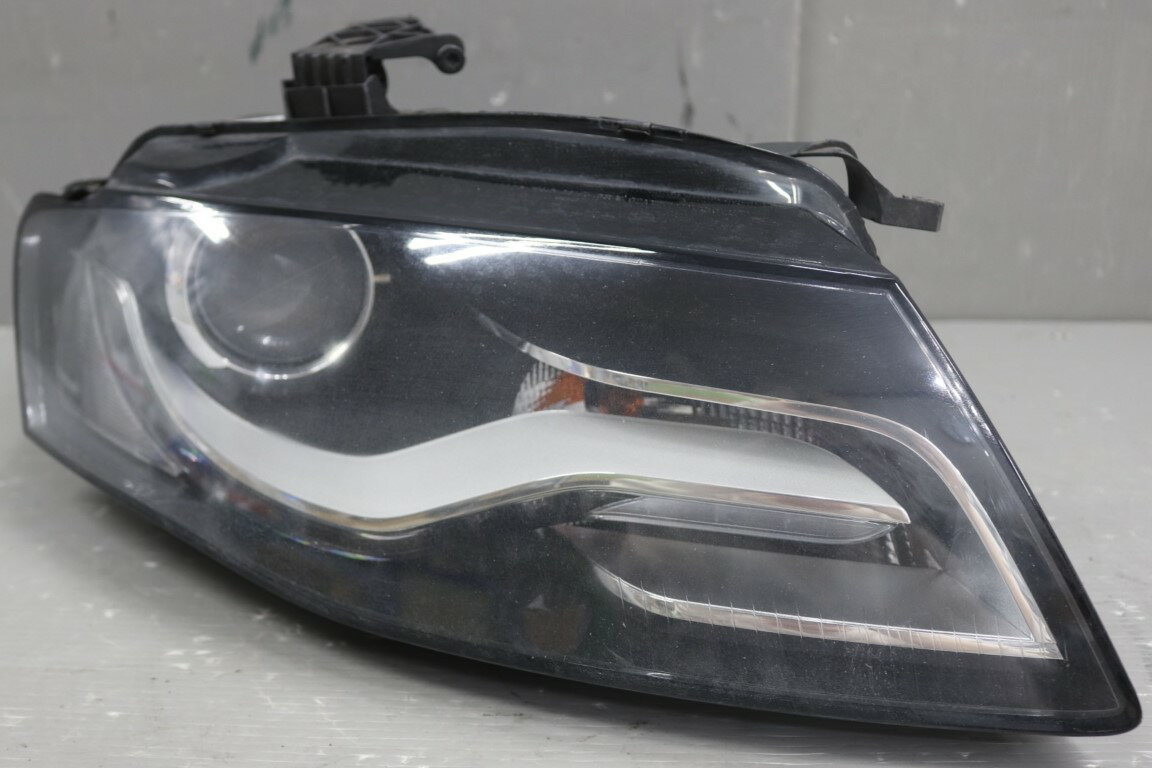 アウディ アバント 2.0 TFSI(8K 8KCDN) 純正 AL 破損無 動作保証 右 HID ヘッドライト バラスト レベ付 キセノン ヘッドランプ 8K0 941 004 Q p056127 中古20250626