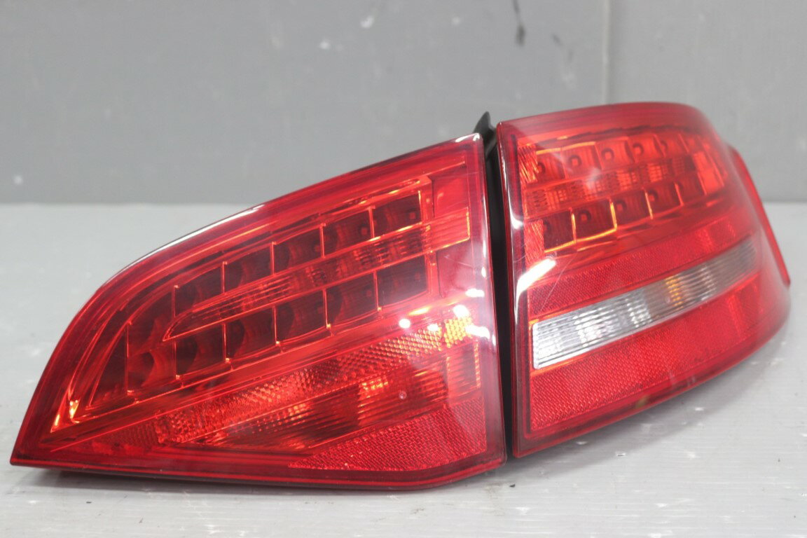 アウディ アバント 2.0 TFSI 右H(8K 8KCDN) 純正 破損無 動作保証 右 テールランプ フィニッシャー付 LED全点灯OK テールランプ 8K9 945 096 B 8K9 945 094 B p056202 中古20250628