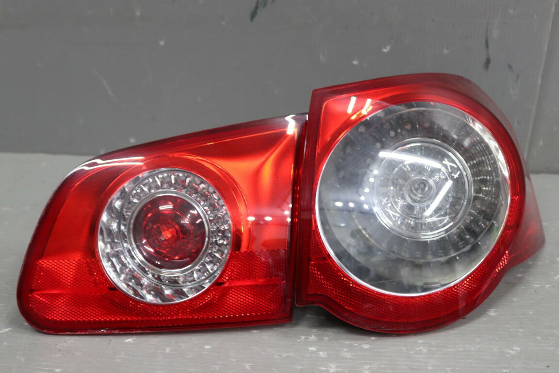VW パサート ヴァリアント 2.0 FSI 右H(3C) 純正 破損無 動作保証 右テールランプ フィニッシャー付 LE..