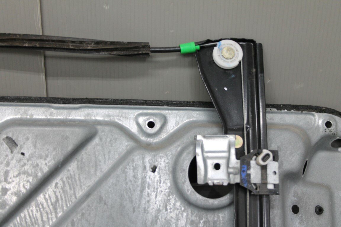 乐天商城 - ニュービートル EZ16 後期(9C9CBFS 9C) 純正 破損無 動作保証 左前 パワーウィンドウレギュレーター モーターパネル付 p056663 中古20250717