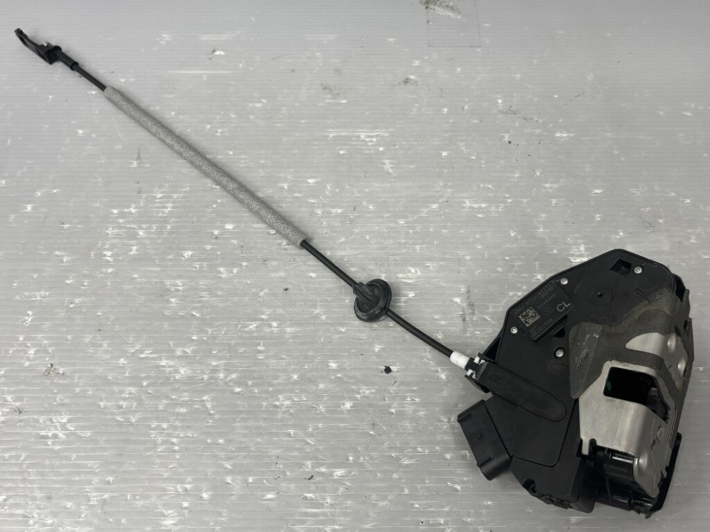 ボルボ V60 T6 AWD(FB6304T FB) 純正 破損無 動作保証 右前 ドアロックアクチュエーター 右フロント 右F 31301739 p056910 中古20250725