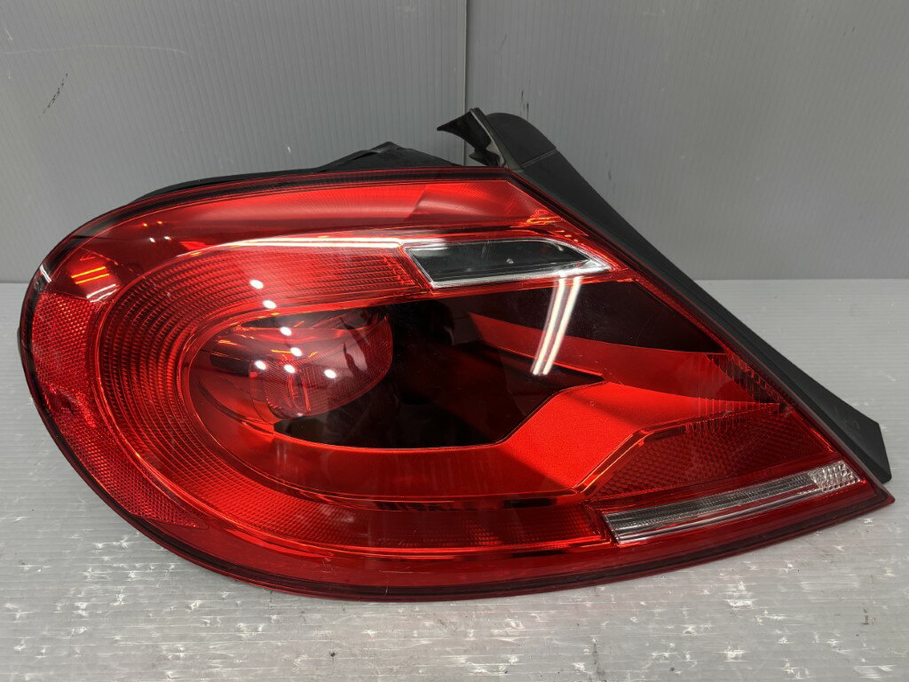 VW ザ ビートル ブロンズ(16C) 純正 破損無 動作保証 左 テールランプ LED全点灯OK テールライト 5C5 945 095 p056931 中古20250726