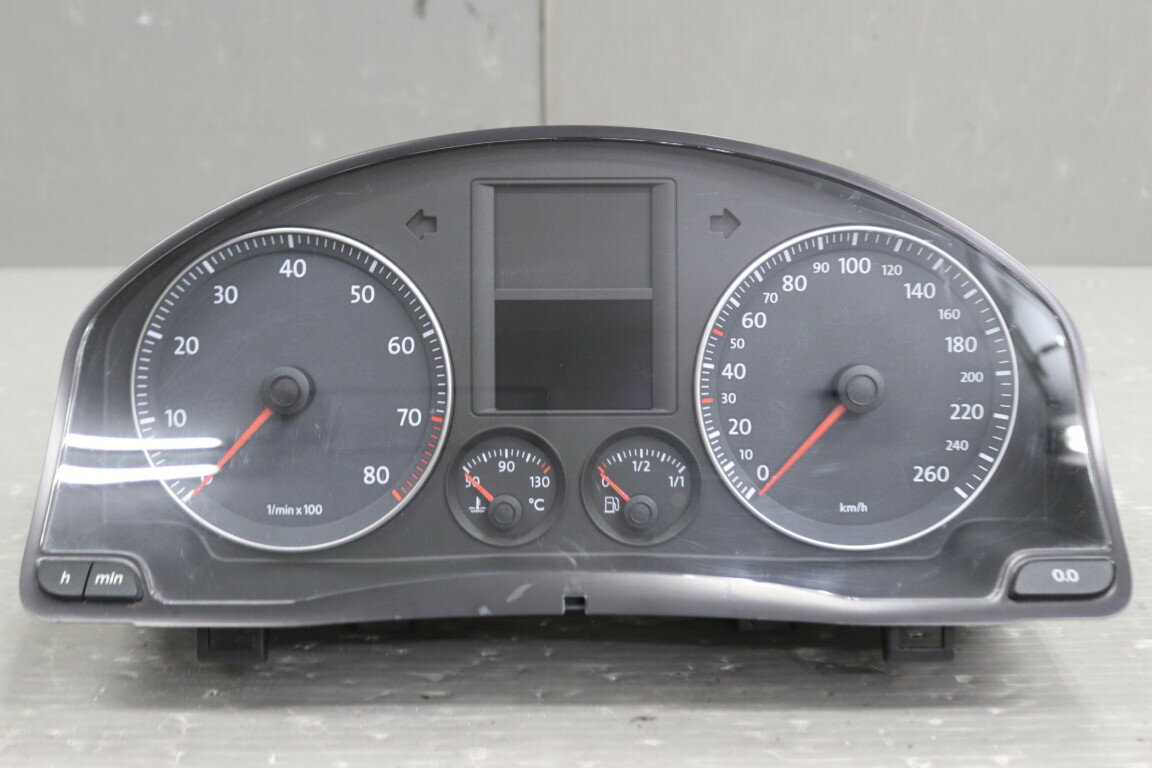 VW ゴルフ ヴァリアント TSI 右H(1K) 純正 破損無 スピードメーター タコメーター 67979km p057002 中..