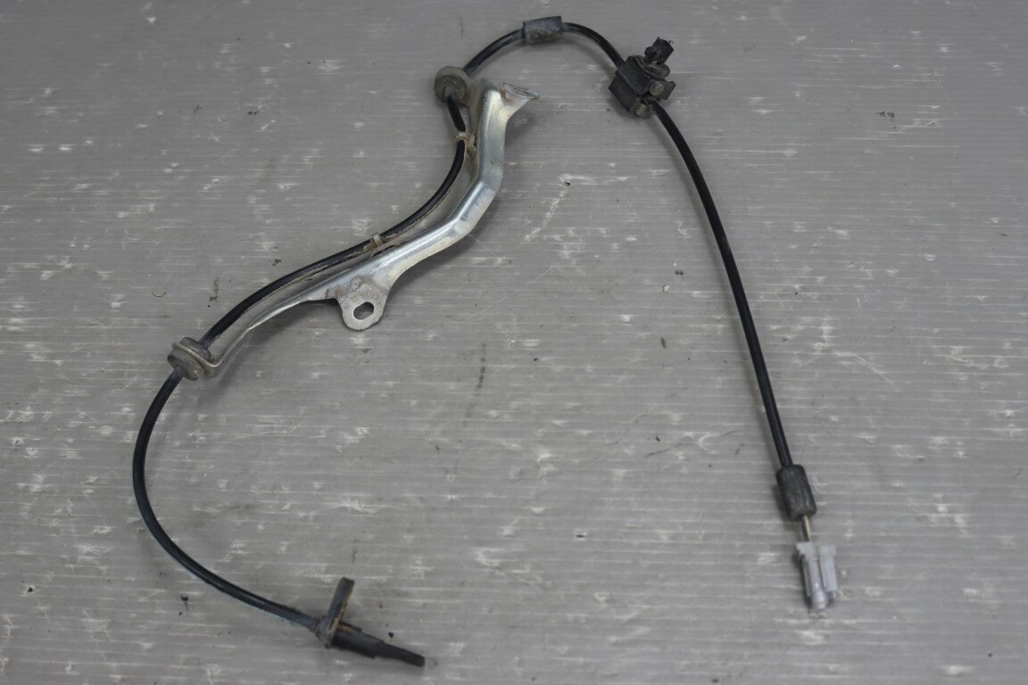 スバル インプレッサ 1.5S A型(GH2) 純正 破損無 動作保証 左後 ABSセンサー 左リア p057048 中古20250802