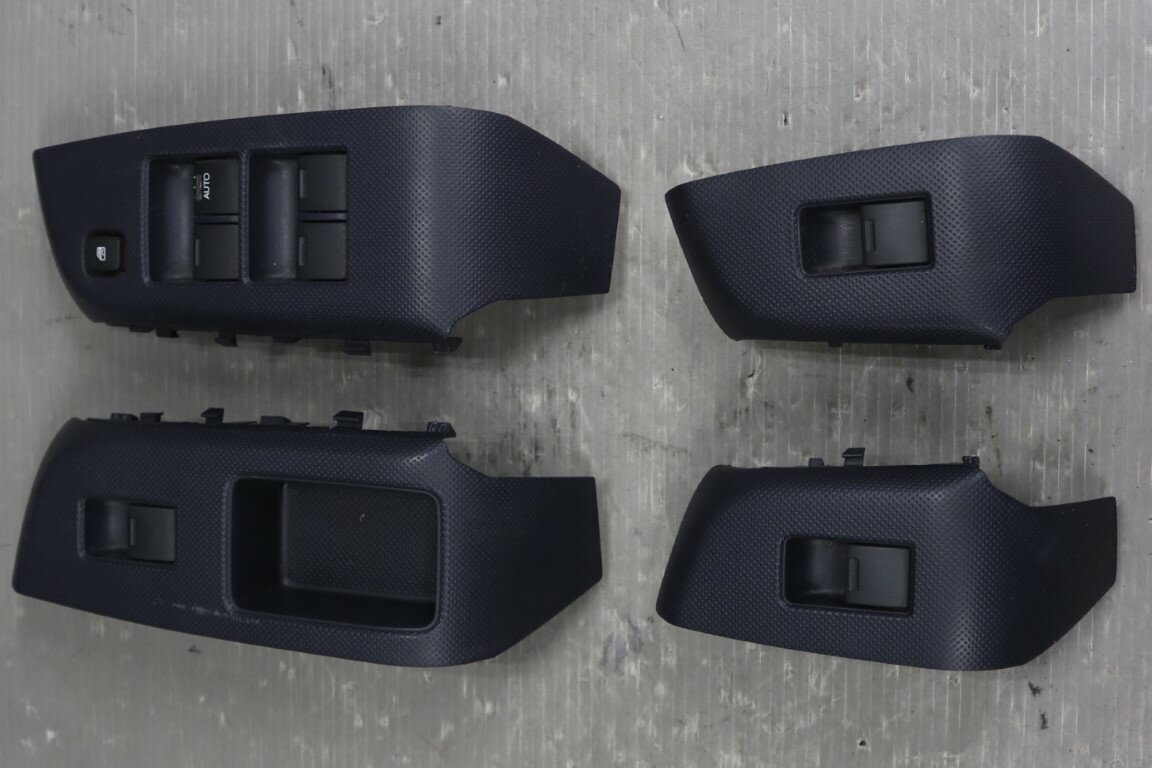 ホンダ インサイト G 前期(ZE2) 純正 動作保証 パワーウィンドウスイッチ ベゼル付 1台分セット p057186 中古20250811