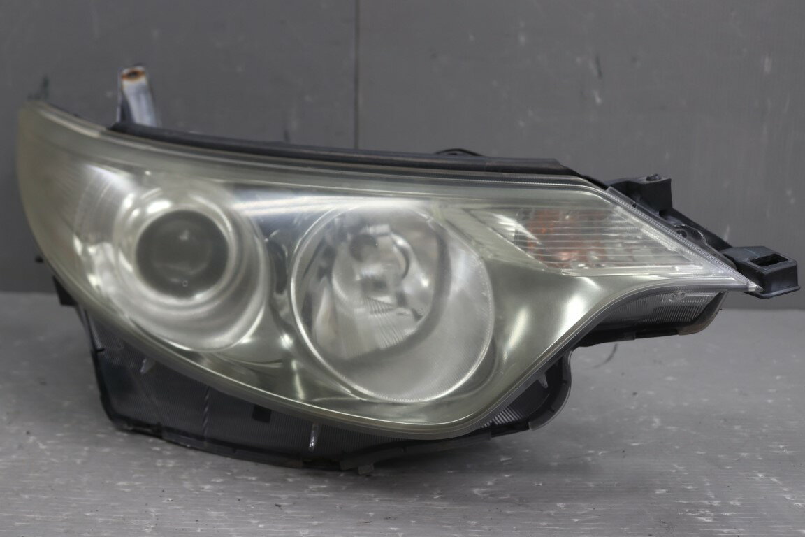 乐天商城 - エスティマ アエラス(ACR50 ACR50W-GFXSK(C)) 純正 コイト 破損無 動作保証 右 HID ヘッドライト バラスト レベ付 キセノン ヘッドランプ 28-192 p057199 中古20250811