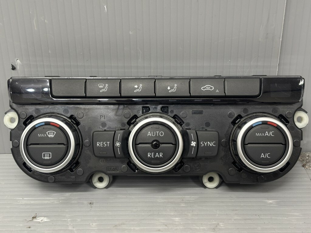 Rakuten - VW シャラン TSI コンフォートライン BMT(7N 7NCAV) 純正 破損無 動作保証 エアコンスイッチ A/Cスイッチ 7N0907044E p057243 中古20250811